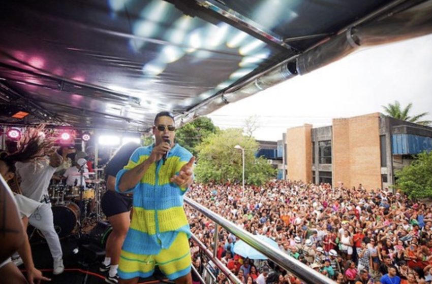Mais de 40 mil pessoas celebram os 267 anos de Camaçari ao som de Xanddy Harmonia