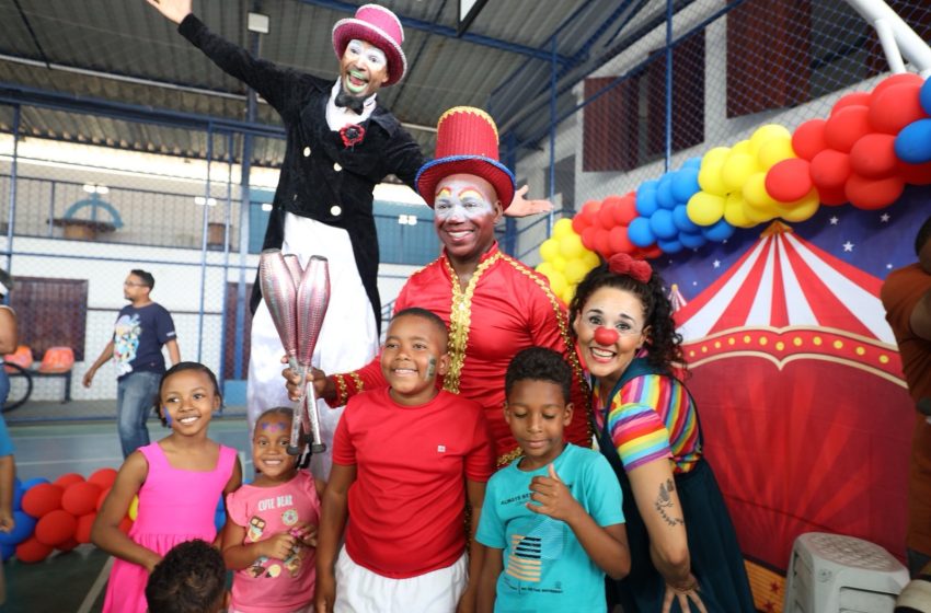Dia das Crianças: CTB leva Circo Picolino e alegria às comunidades do entorno do VLT no Subúrbio de Salvador