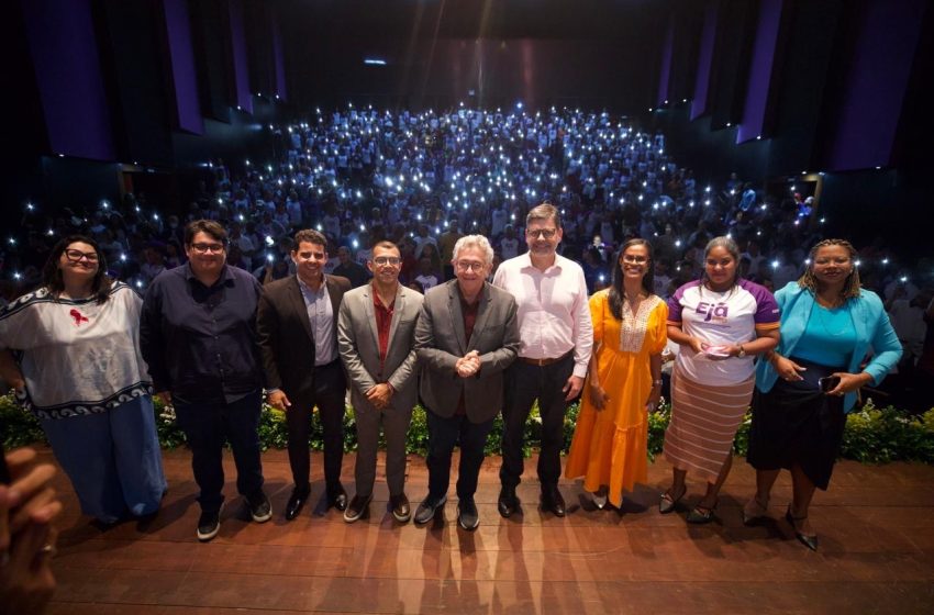 Camaçari inicia formação profissionalizante para alunos da EJA