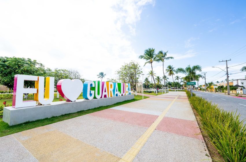 Praias de Camaçari garantem renovação dos selos Bandeira Azul