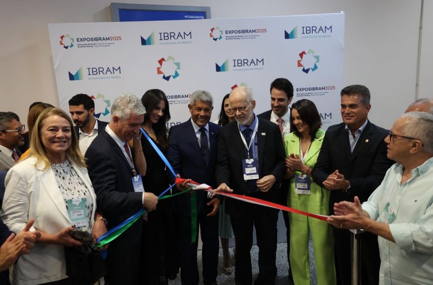 Jerônimo Rodrigues destaca protagonismo da Bahia na mineração durante abertura da Exposibram 2025