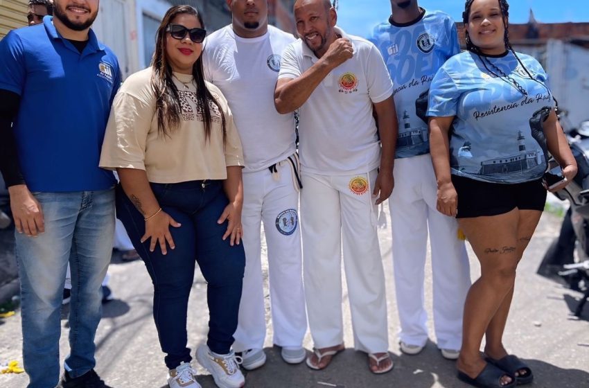 Equipe de Gil de Adélia participa de batizado e celebra valorização da cultura da capoeira em Lauro de Freitas
