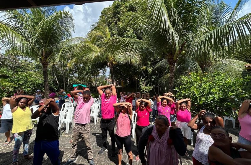 Outubro Rosa leva conscientização e autocuidado ao CRAS do Caji