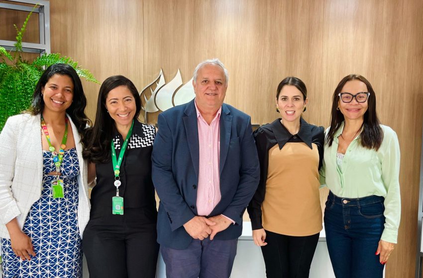  Modernização do sistema elétrico de Camaçari é pauta de reunião entre Ivoneide Caetano, Coelba e Sesp