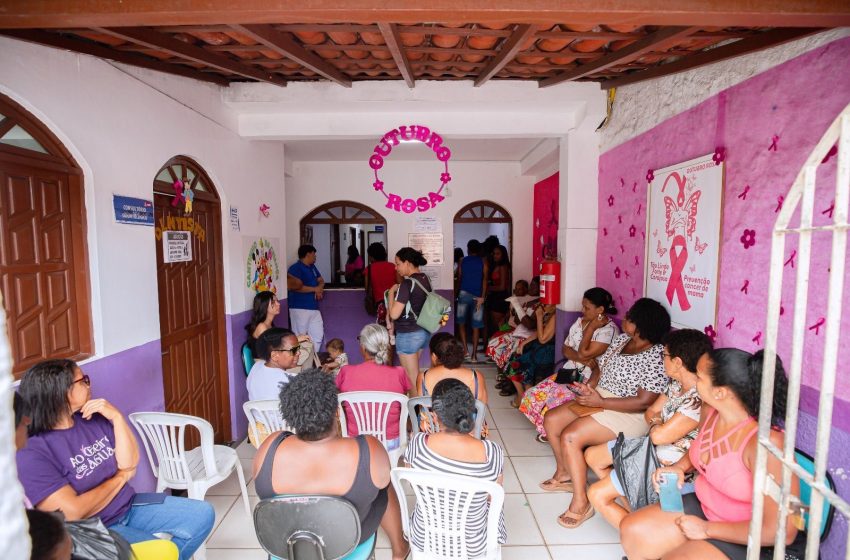 Outubro Rosa: Prefeitura leva atendimento e conscientização às mulheres do Capelão