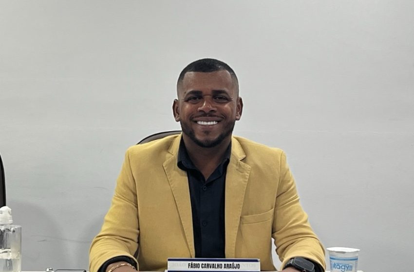 “São eles que fazem Lauro de Freitas acontecer”: Fábio Carvalho celebra Dia do Servidor Público