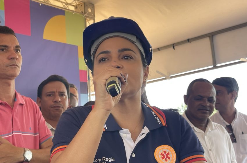 Débora Regis anuncia melhorias nas escolas e defende construção de novo colégio estadual na região