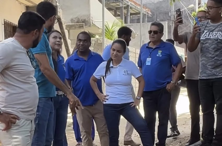 Débora Regis, ao lado dos vereadores Sapucaia e Gil de Adélia, garante requalificação completa da Rua Floresta Azul em Vida Nova