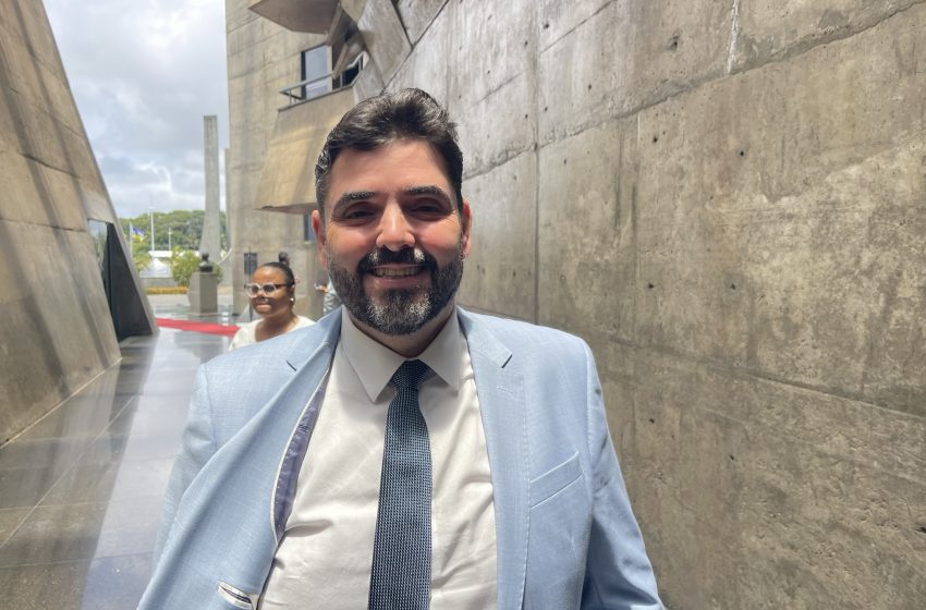 “O governador quer conversar com Débora para fortalecer ações em Lauro de Freitas”, afirma Loyola