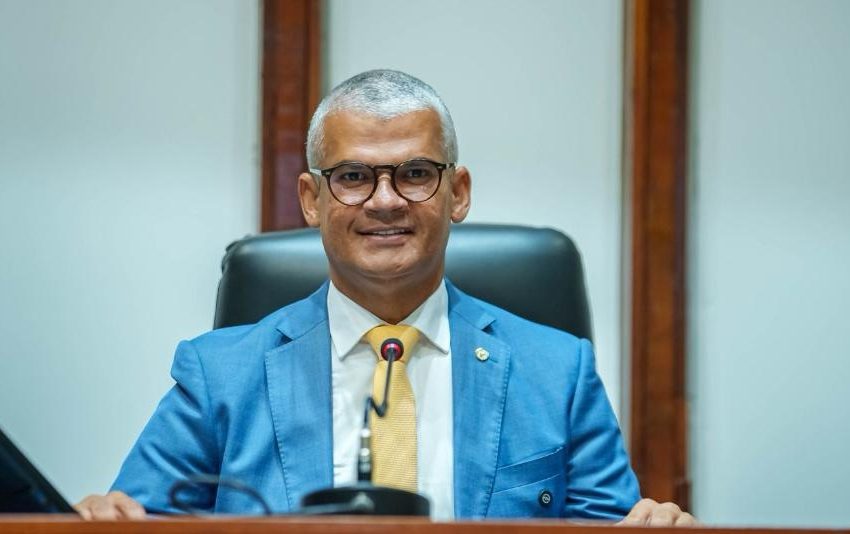 Vice-prefeito é assaltado em meio a congestionamento na BR-324
