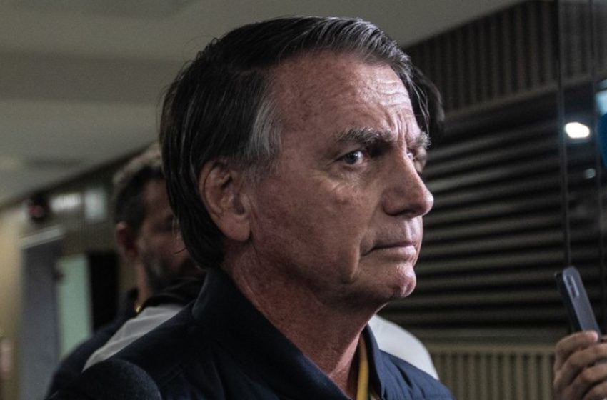 Defesa de Bolsonaro tem até hoje (27) para recorrer de condenação no STF