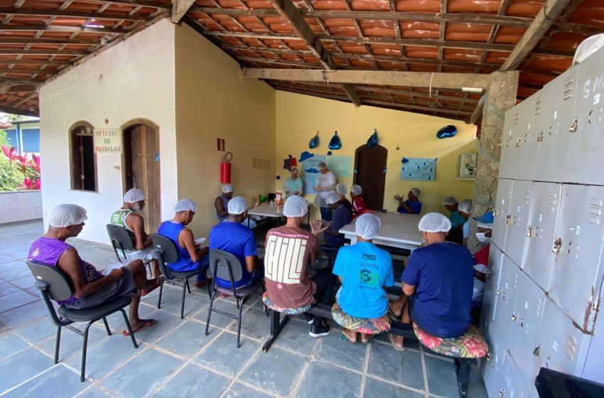 Prefeitura promove aula prática de pizza para usuários do CAPS AD e fortalece autonomia dos pacientes