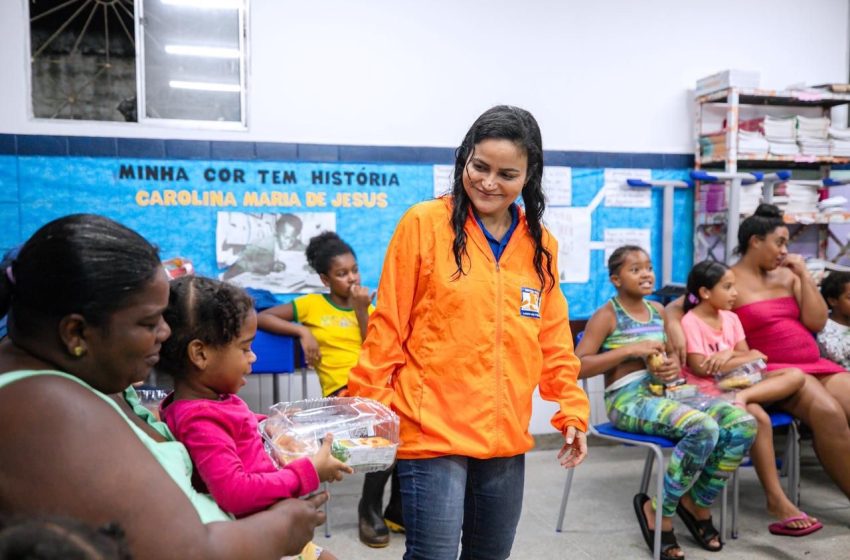  Alimento e solidariedade: prefeitura leva apoio às famílias afetadas pelas chuvas em Lauro de Freitas