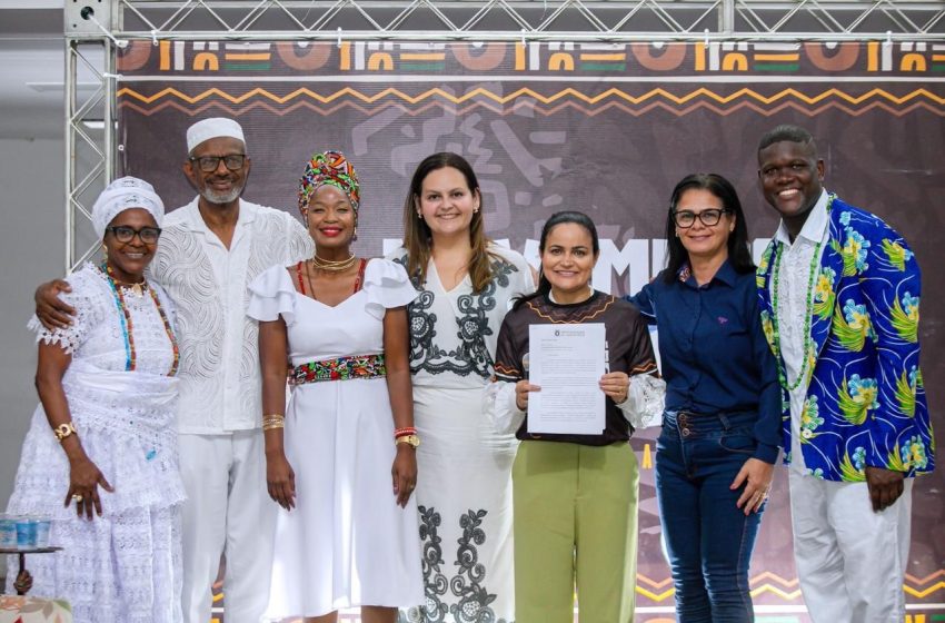 Cultura e resistência marcam solenidade do Dia da Consciência Negra em Lauro de Freitas