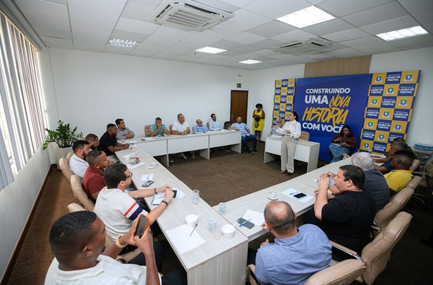 “Parceria com a Câmara é essencial para melhorar a vida da nossa gente”, diz Débora Regis em reunião com vereadores