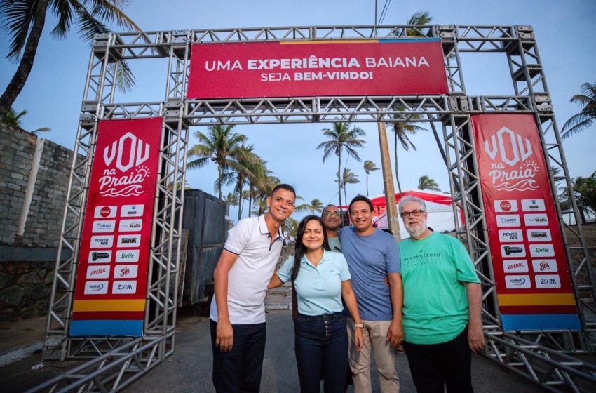 “Vou na Praia” lota Vilas do Atlântico; Débora Regis celebra ocupação da orla com esporte, cultura e economia ativa