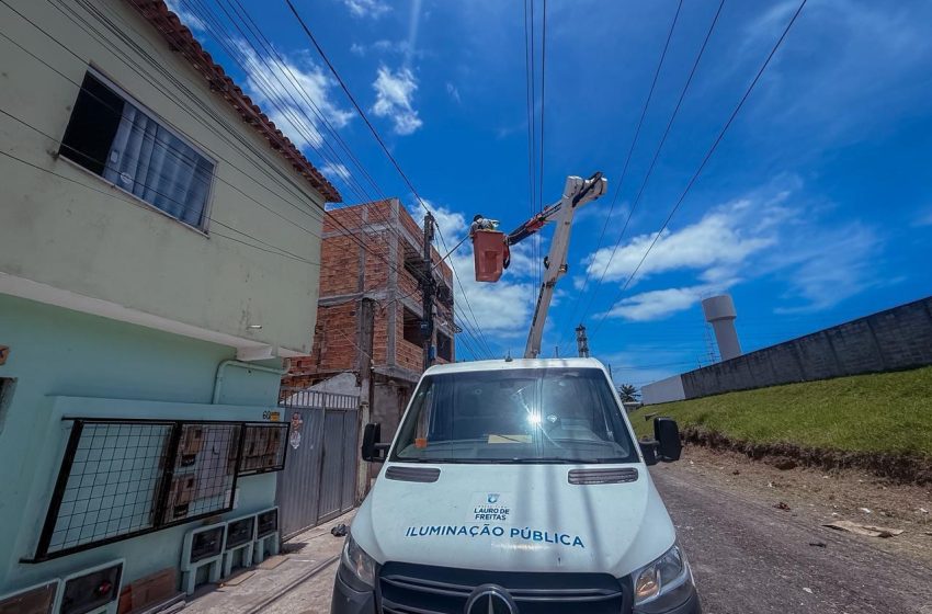  Prefeitura de Lauro de Freitas realiza mais de 1.000 atendimentos em iluminação pública em outubro