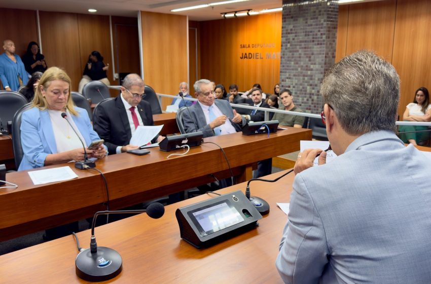 CCJ da Alba aprova por unanimidade importantes projetos do deputado Hassan