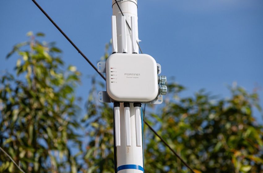  Prefeitura disponibiliza acesso gratuito à internet para a comunidade do Quingoma