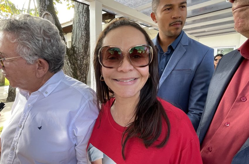 “É cuidado completo e recuperação total”, afirma Ivoneide Caetano sobre hospital Costa dos Coqueiros