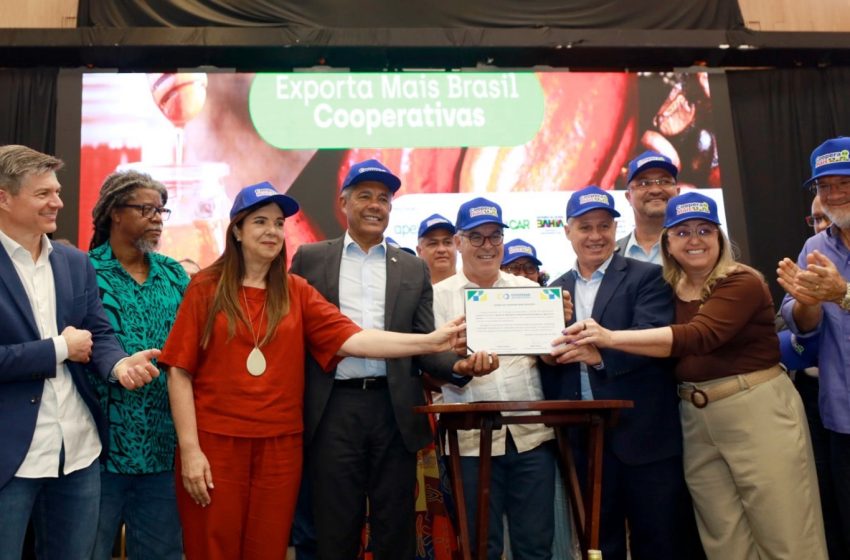 Bahia lança cinco novos editais para fortalecer pequenos produtores durante encontro nacional de cooperativas