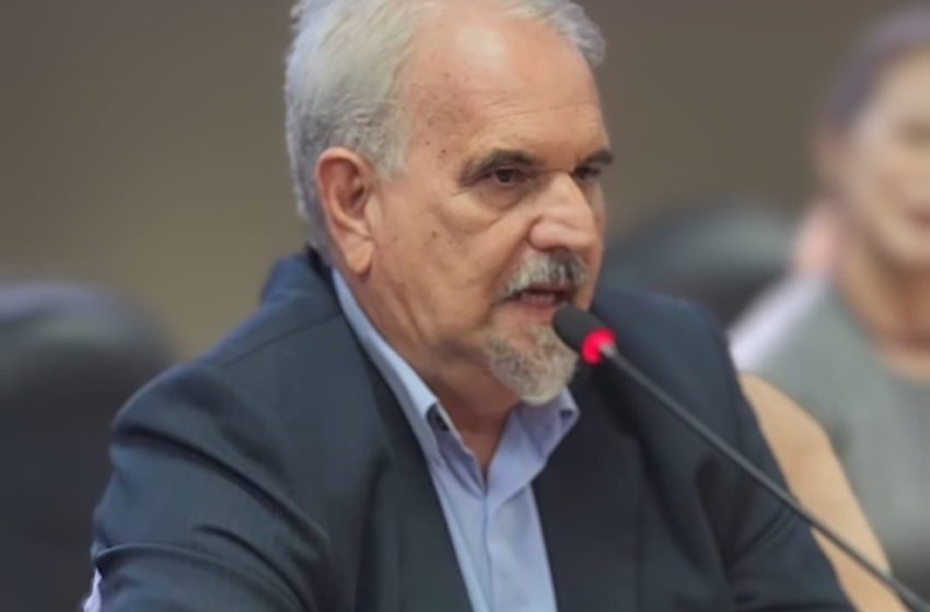  ”ACM Neto tira a máscara e assume a face bolsonarista”, afirma deputado