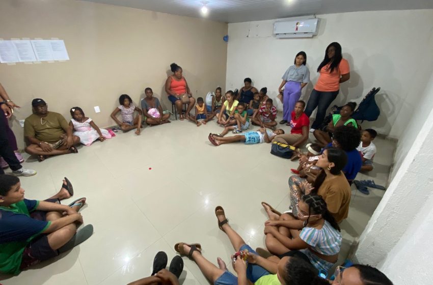 CAPSi realiza oficina natalina e reforça vínculos afetivos entre crianças e famílias em Lauro de Freitas