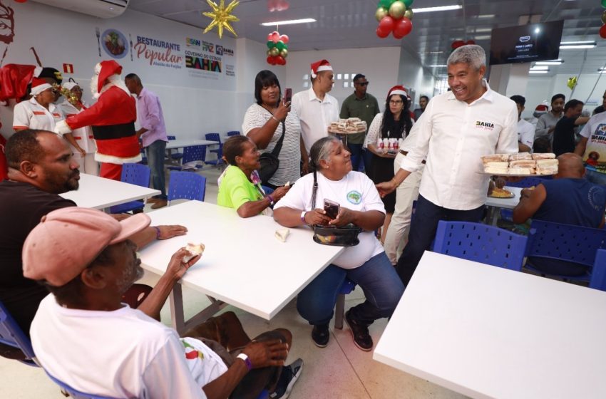 Governador participa do Natal Mais Social com cardápio especial no Restaurante Popular da Liberdade