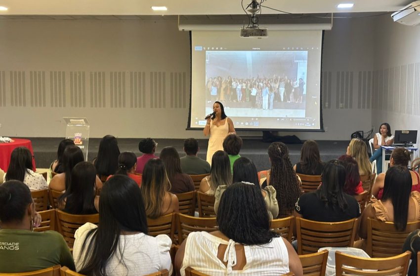 SFC: SEDUC certifica secretários escolares após curso de capacitação em São Francisco do Conde