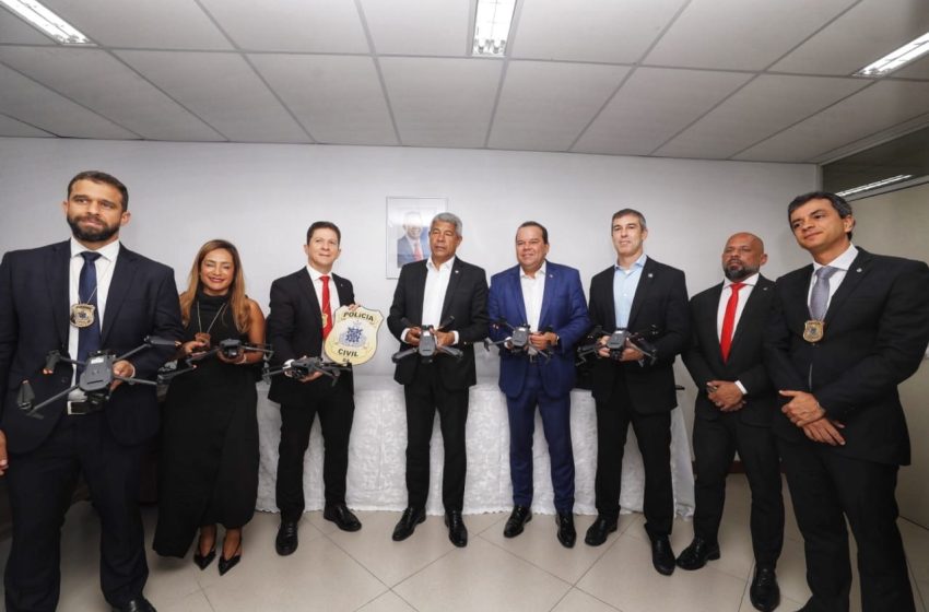 Jerônimo Rodrigues reúne cúpula da segurança e alinha estratégias da Polícia Civil contra a criminalidade