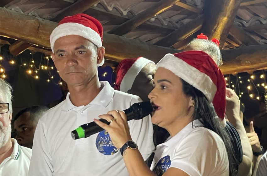  Prefeita Débora Regis se emociona e resgata o encanto do Natal em Lauro de Freitas