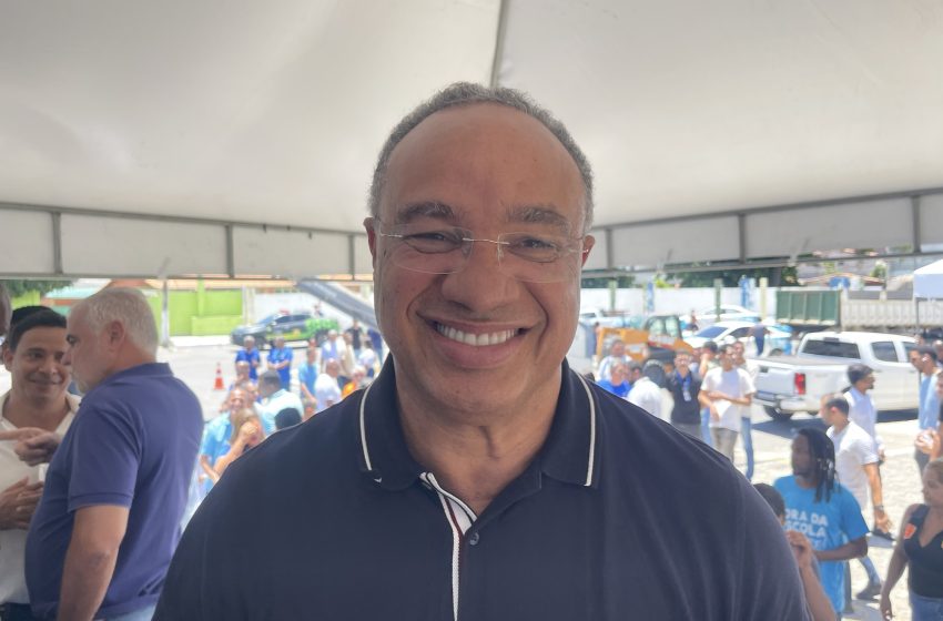  Vereador César celebra Pavimenta Lauro no Centro e destaca gratidão à gestão Débora Regis