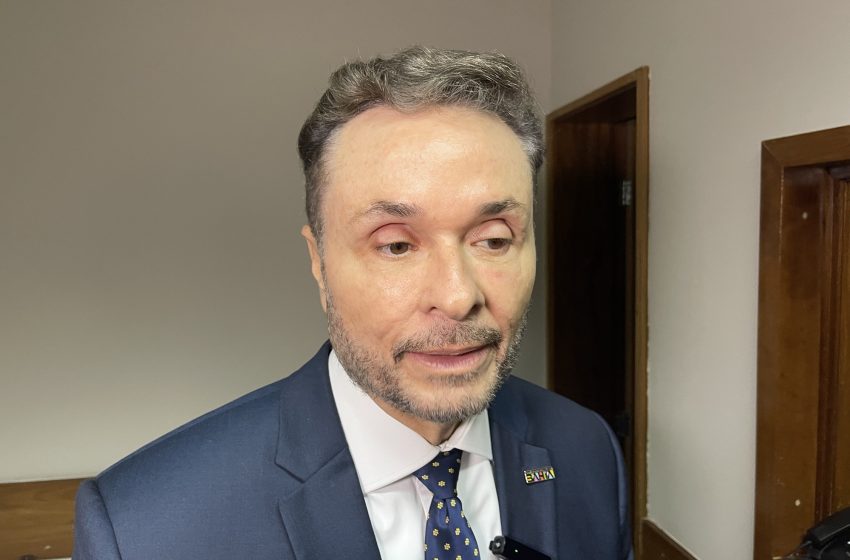 Manoel Vitório desmonta discurso oposicionista e reafirma solidez fiscal da Bahia