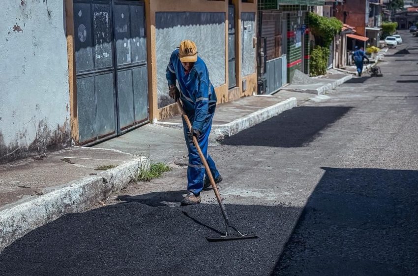  Prefeitura realiza intervenções da Operação Buraco Zero nas vias do município