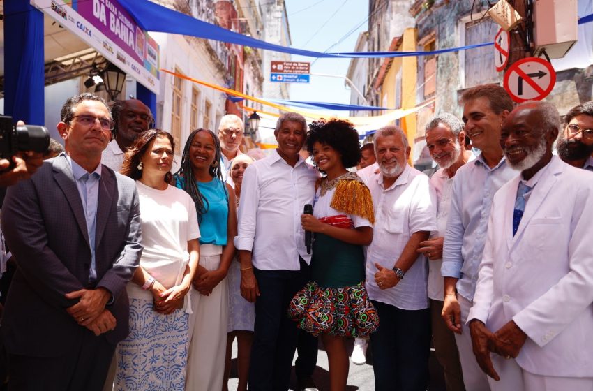  Governador oficializa Palacete Saldanha como nova sede da CAIXA Cultural