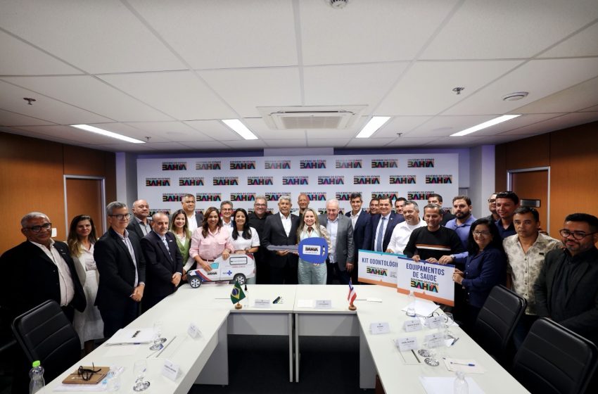  Uibaí recebe equipamentos para modernização da saúde, ambulância e TFD durante reunião com governador e secretários estaduais