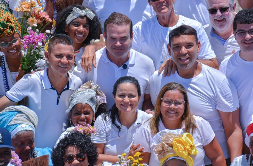  Cultura, fé e tradição marcam o Cortejo Cultural em homenagem a Santo Amaro de Ipitanga em Lauro de Freitas