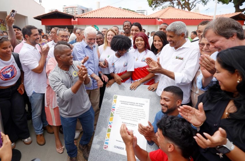  Jerônimo defende escola pública forte e entrega novo Pedro Calmon em Salvador como modelo de educação integral