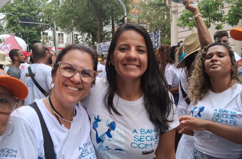  Secretária Rowenna Brito reforça compromisso do Estado com a educação em 2026 durante Lavagem do Bonfim