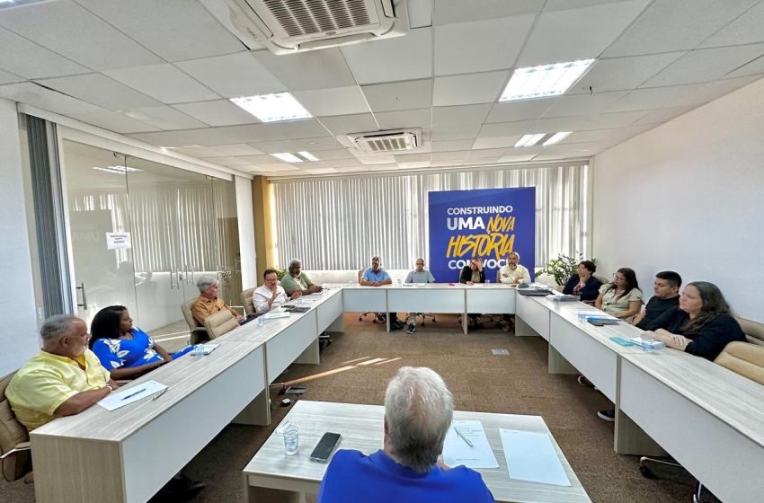  Gestão de Lauro de Freitas inicia 2026 com reunião de planejamento