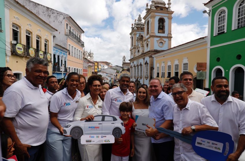  Estado fortalece assistência social nos municípios com entrega de 70 veículos da 1ª fase do MobSUAS