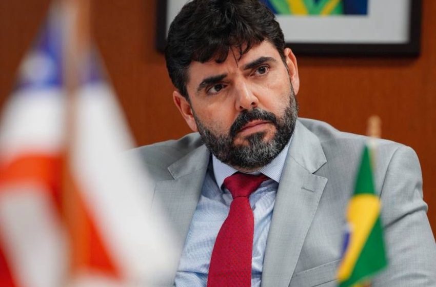  Adolpho Loyola lamenta morte de Alan Sanches e destaca respeito democrático e maturidade política